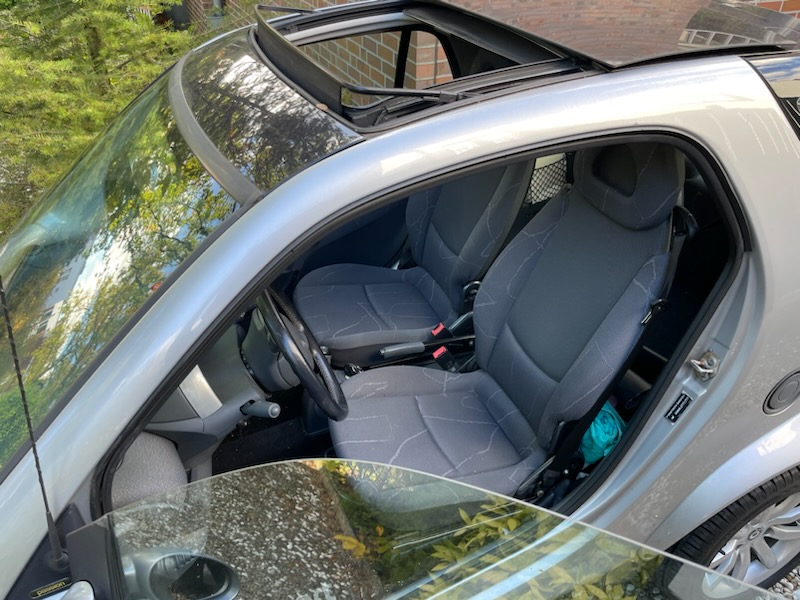 Innenraum des smart fortwo mit Sitzen